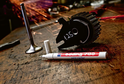 edding 780 paint marker - white - 10 pens - round tip 0.8 mm - paint marker for marking and labelling metal, glass, rocks or plastic - heat-resistant, permanent, smudge-proof and waterproof