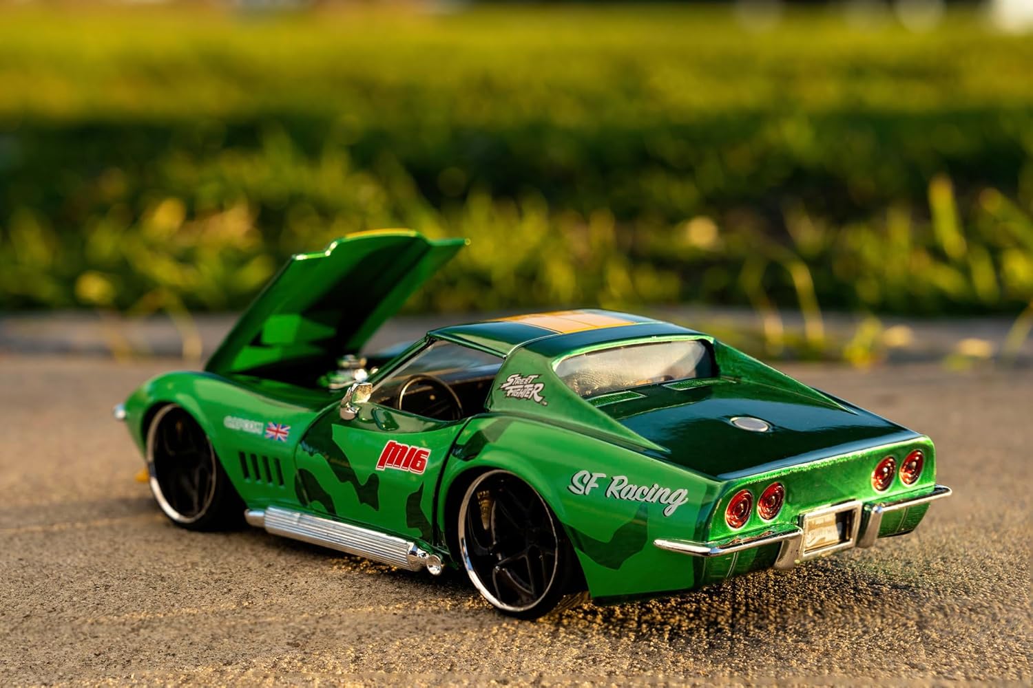 Jada - Street Fighter II, Cammy Chevrolet 1969 Corvette, Scala 1:24, Metallo, Rotelle, Apertura delle porte e Figura di Cammy (253255061
