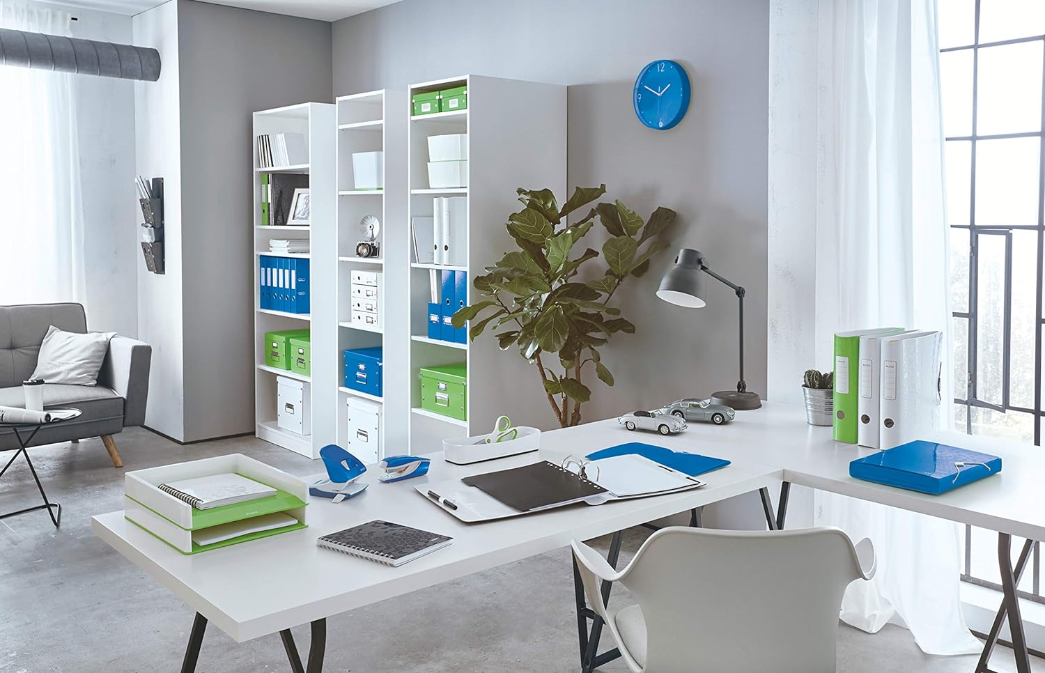 Leitz A4 Letter Tray, Metallic Blue, WOW Range, 52263036