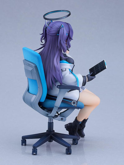 Good Smile Company Yuuka Accounting Daily Life 1/7 Scale Figure, Blue, Plastic, Pre-painted Complete