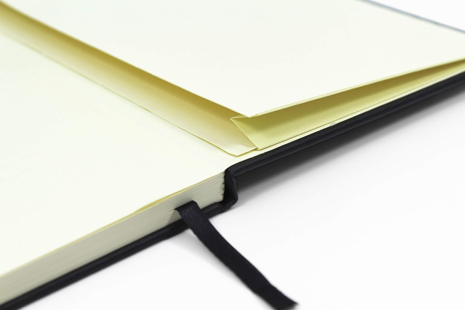 Silvine A6 Executive Soft Feel Notebook Black. 160 Pages (80 Sheets) Ruled 7mm Feint. Ref 196BK