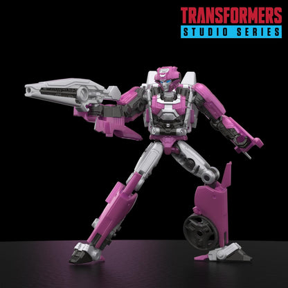 Transformers GEN Studio Series DLX Elita 1