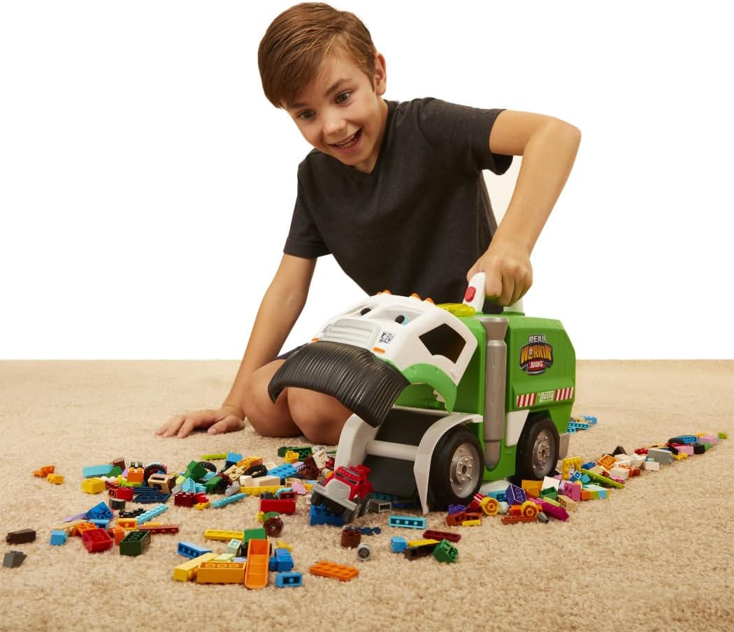 Jakks Pacific Real Workin' Buddies Mr Dusty, Gemotoriseerde Vuilniswagen die Echt Schoonmaakt, Raapt Kleine Speeltjes op