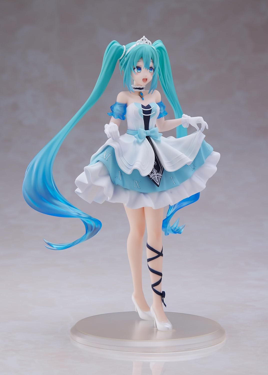 Taito-Hatsune Miku Wonderland Figure - Cinderella