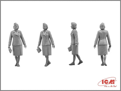 ICM 1:35 - Typ 320 (W142) Saloon with German Staff