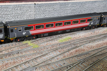 Hornby TT TT4047C Virgin HST Mk3 Coach TS 42105