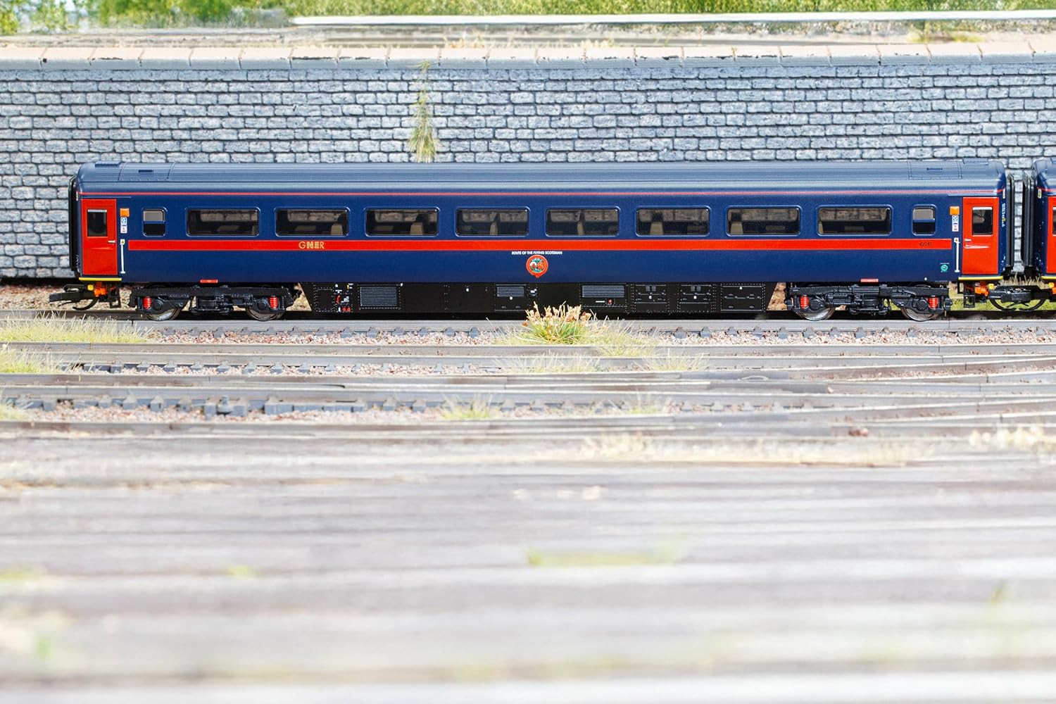 Hornby TT TT4043C GNER HST Mk3 TS 42241