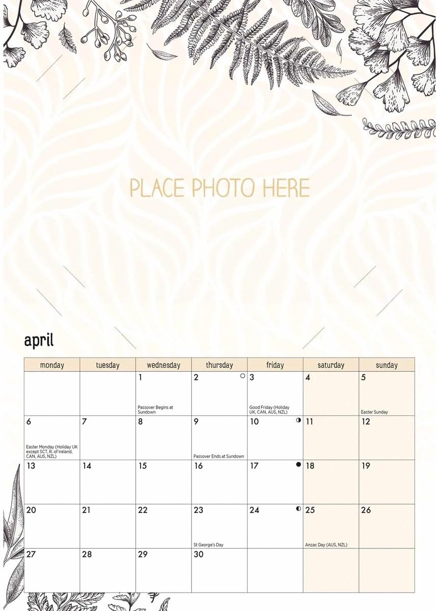 Carousel Worldwide, Your Family Photos 2026 A4 Wall Calendar