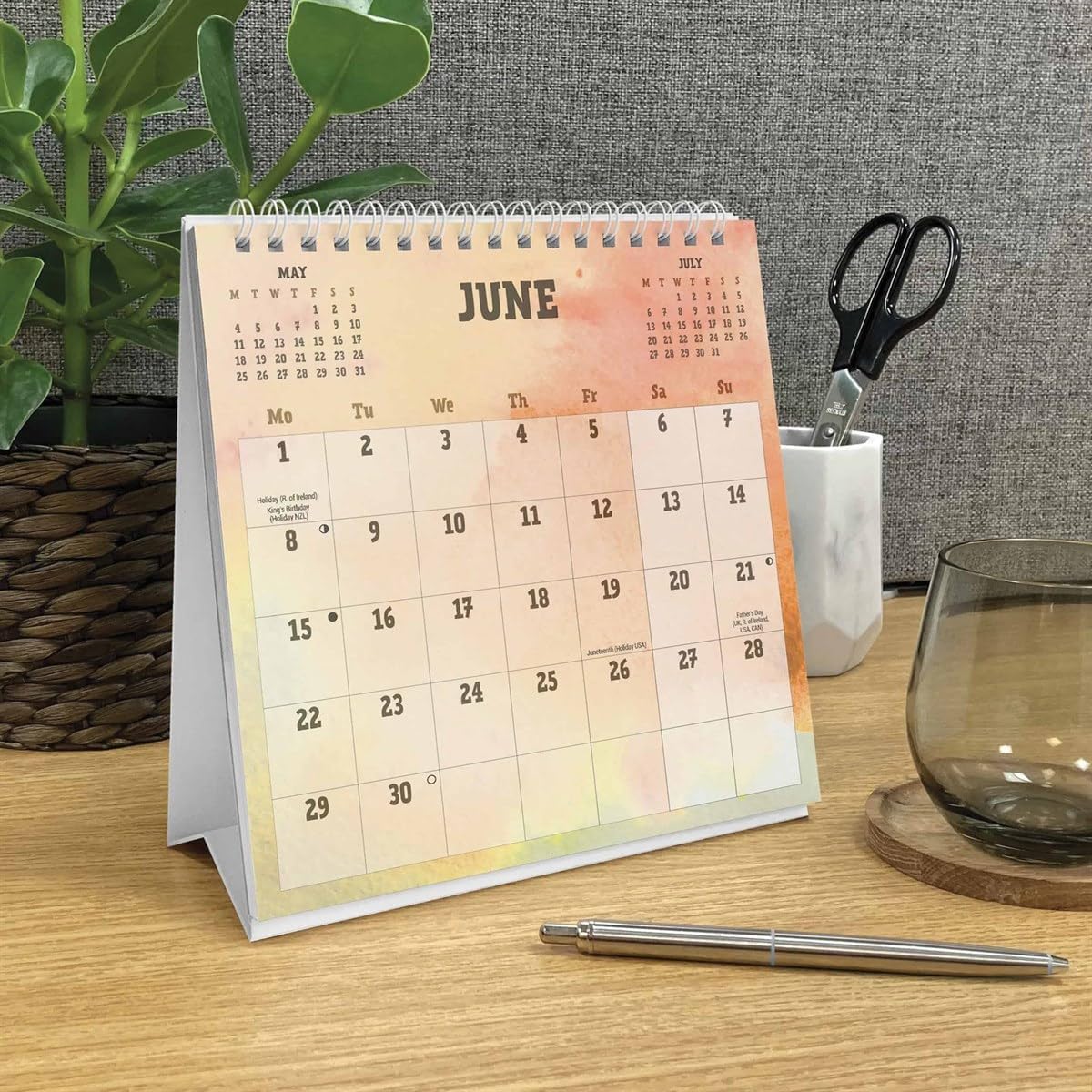 Carousel Worldwide, Be Organised and Be Awesome 2026 Easel Desk Calendar