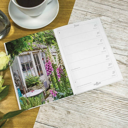 Carousel Worldwide, Country Living 2026 Deluxe Cased Diary Planner