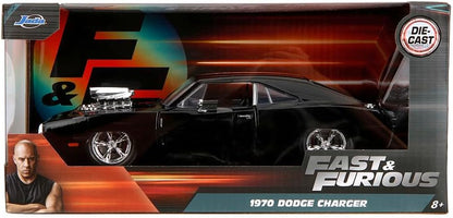 Jada Toys - Fast and Furious Auto Dom`s Dodge Charger Street (1:24, schwarz) - Modellauto 1970 Dodge Charger R/T aus Fast & Furious, Spielzeugauto aus Metall ab 8 Jahre mit Teilen zum Öffnen, 19cm