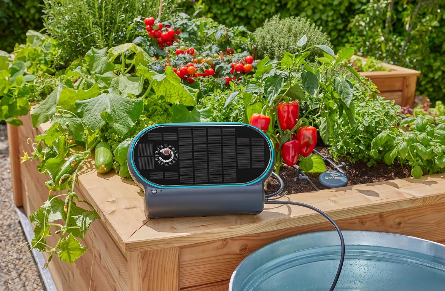 Gardena - Solar-Powered Irrigation Aquabloom L Set
