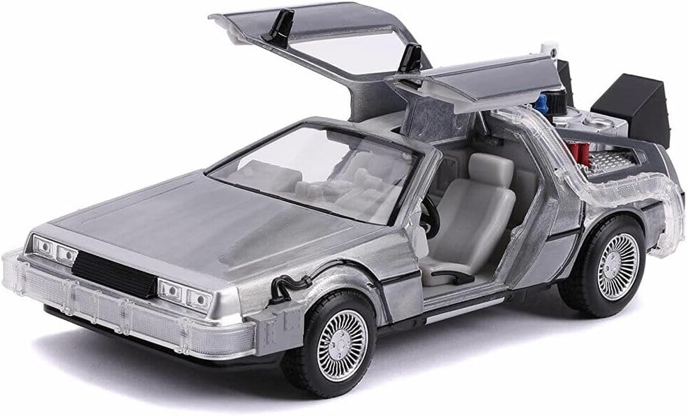Jada Toys 253255021 Time Machine Back to The Future 2, Spielzeugauto aus Die-cast, Türen, Motorhaube, Kofferraum zum Öffnen, drehende Räder, Licht, inkl. Batterien, Grau, 1:24