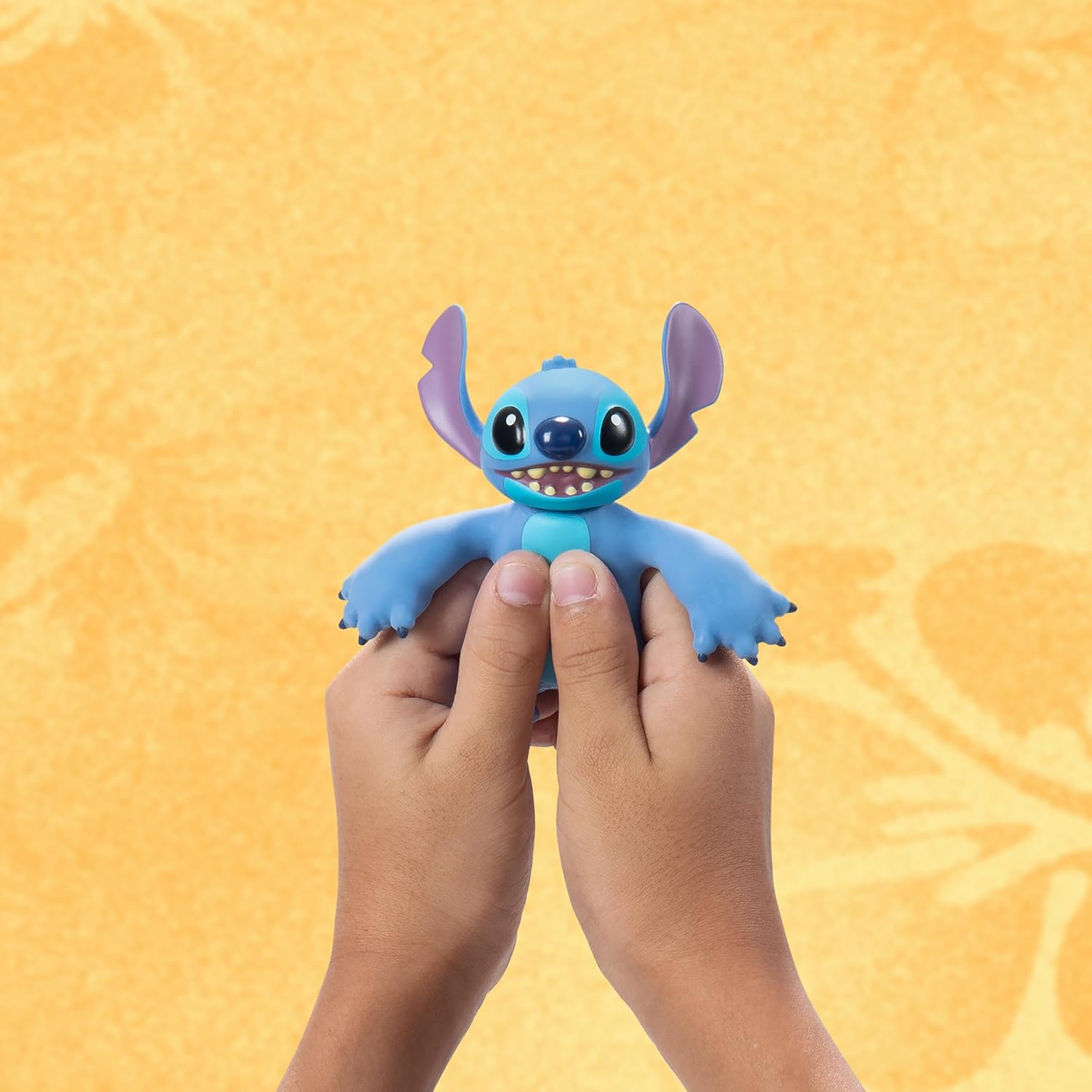 Basic Fun Stretch Armstrong Mini Disney Stitch – Pocket-Sized Stretchy Disney Figure – Collectible Lilo & Stitch Toy for Ages 5+