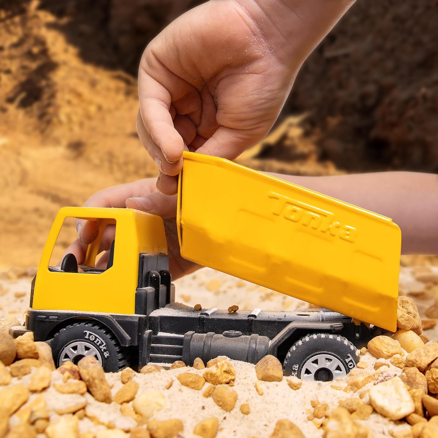 Tonka - Steel Classics Giga Series Dump Truck