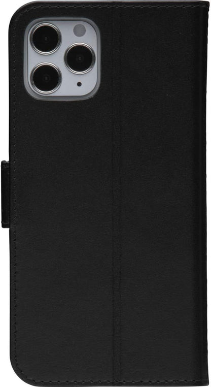 dbramante1928 Copenhagen Slim - iPhone 12 mini 5.4" - Black - Handcrafted from full-grain leather.