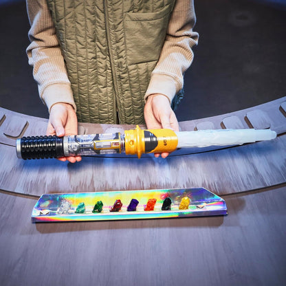 Star Wars Hasbro Power Crystal Lightsaber – Electronic Roleplay Toy with 10 Kyber Crystals and 7 Blade Colours | Create Your Own Custom Lightsaber with Sound FX | Gift for Kids Fans | Ages 4+