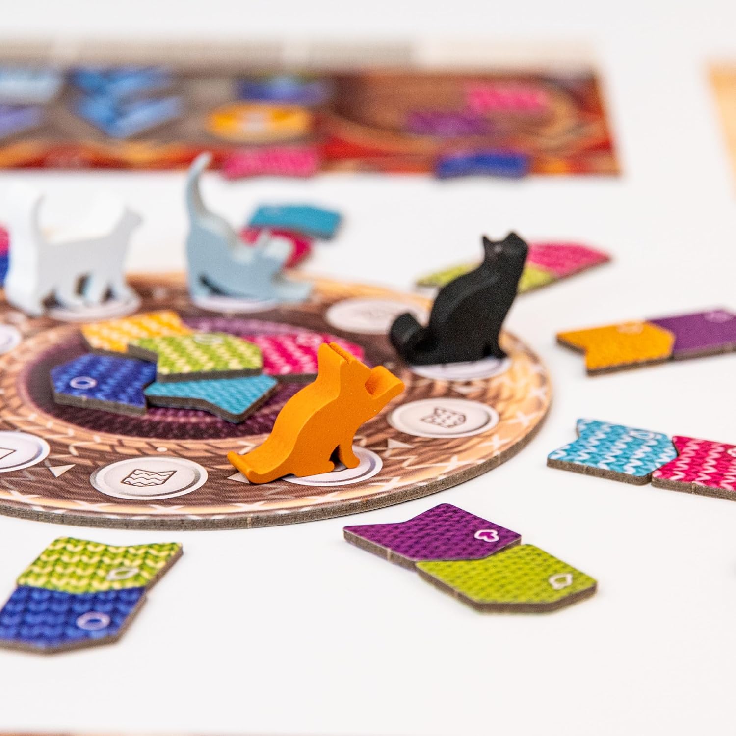 AEG & FlatOut Games | Knitting Circle - Track the Award Winning Calico Puzzle Game | Knitwear, Collector Buttons | Ages 10+ | 1-4 Players