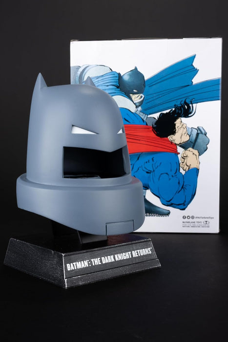 McFarlane DC Direct Armored Batman (The Dark Knight Returns) Cowl Replica 1:3 Scale Toys