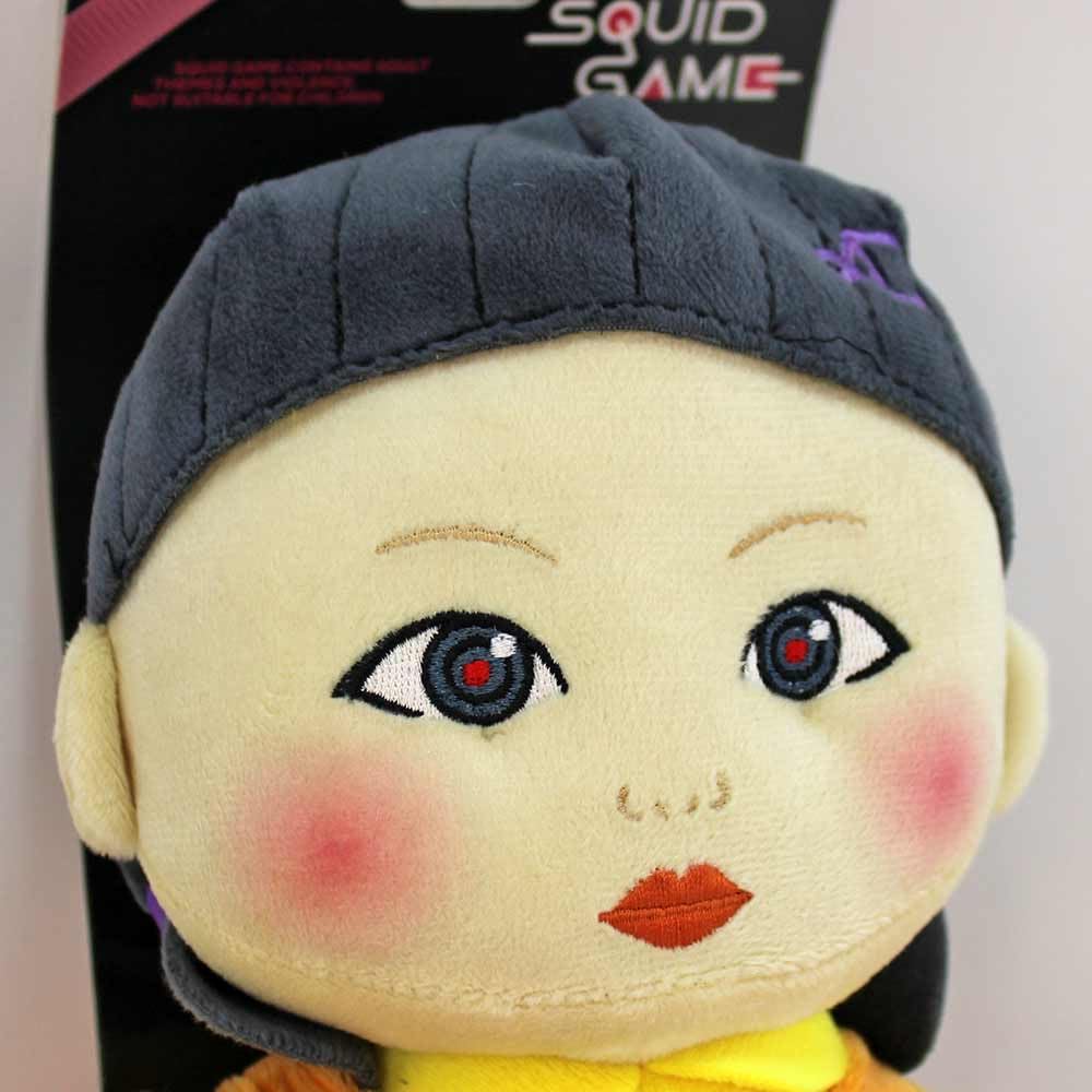 Play by Play Squid Game Young-HEE Doll - 28 cm Plush Embroidered Details Original Licensed Product