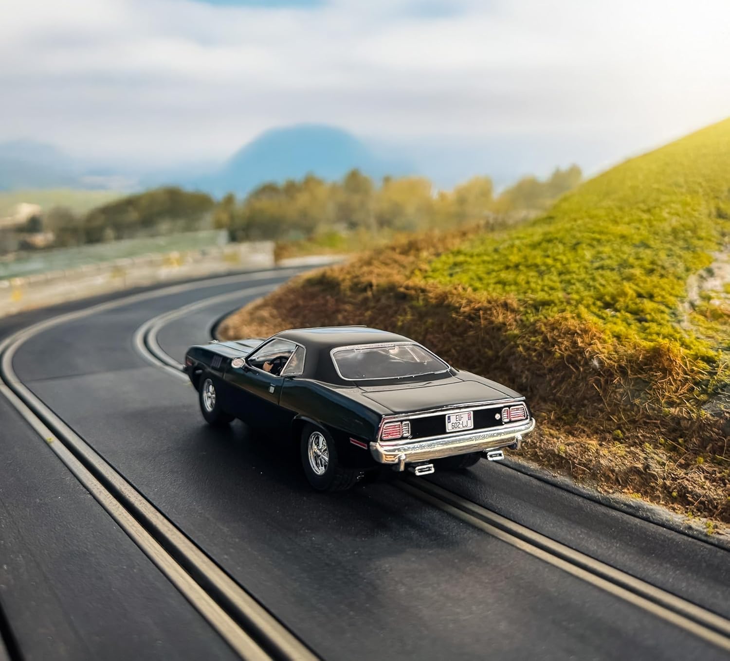 Scalextric C4595 John Wick Plymouth Barracuda - John Wick Chapter 4