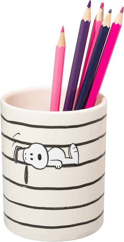Grupo Erik: Portapenne Crema Snoopy | Porta Penne Snoopy in ceramica 10,5 x 8,5 cm, Portapenne da scrivania Snoopy, Portapenne bambina, Snoopy Peanuts Gadget, Snoopy gadget ufficio