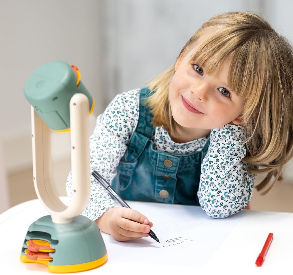 Smoby Drawing Projector