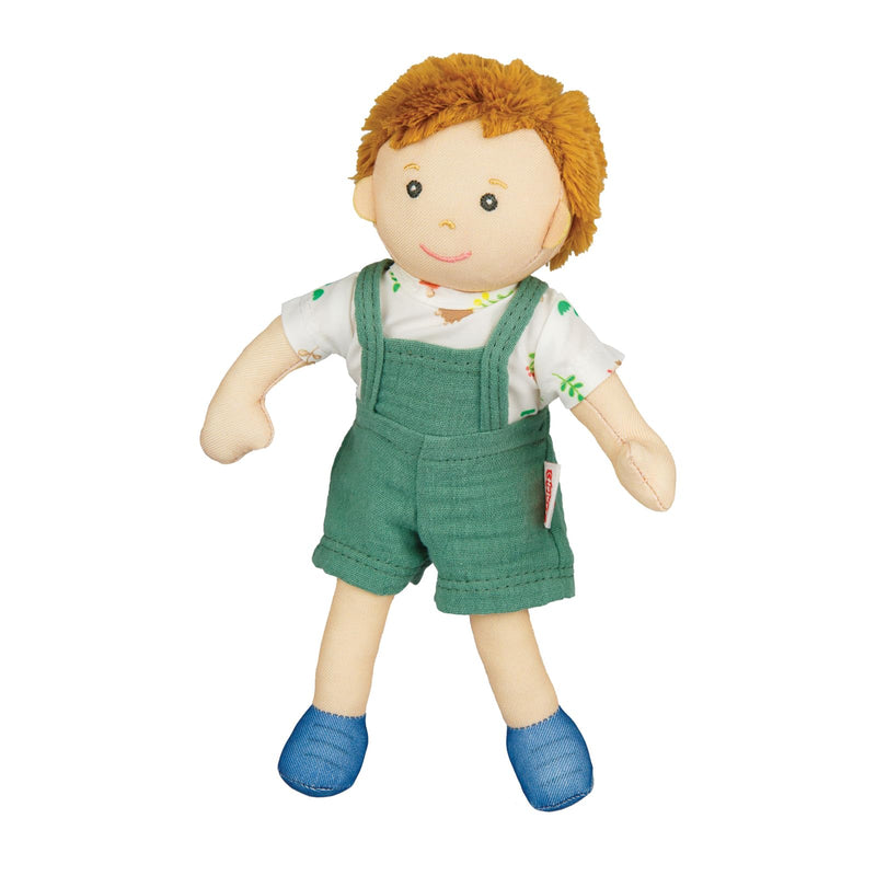 Heless 508 - Zachte pop jongen Fred met groene tuinbroek en shirt om aan en uit te trekken, ca. 22 cm grote zachte pop om te knuffelen, spelen en lief te hebben