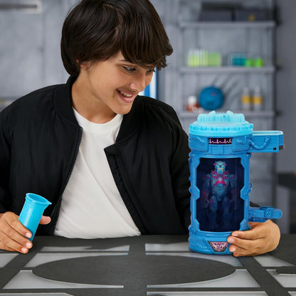 MrBeast Lab Hyper Fusion Mutators, Experiment & Create The Lightning Panther, Add Mutation Fluid, Press The Fingerprint Scanner & Reveal The Panther, Over 20 Points Of Articulation, Collect All 3