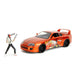 Jada Toys Chainsaw Man Auto Toyota Supra 1995 (20 cm) mit Chainsaw Man Figur (7 cm) - Modellauto mit Teilen zum Öffnen, Spielzeug-Set aus Metall für Fans und Sammler ab 8 Jahre