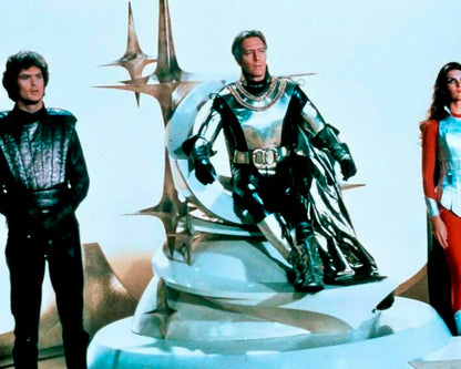 Star Crash - Sterne im Duell / Kultiges Science-Fiction-Abenteuer mit Starbesetzung (Pidax Film-Klassiker