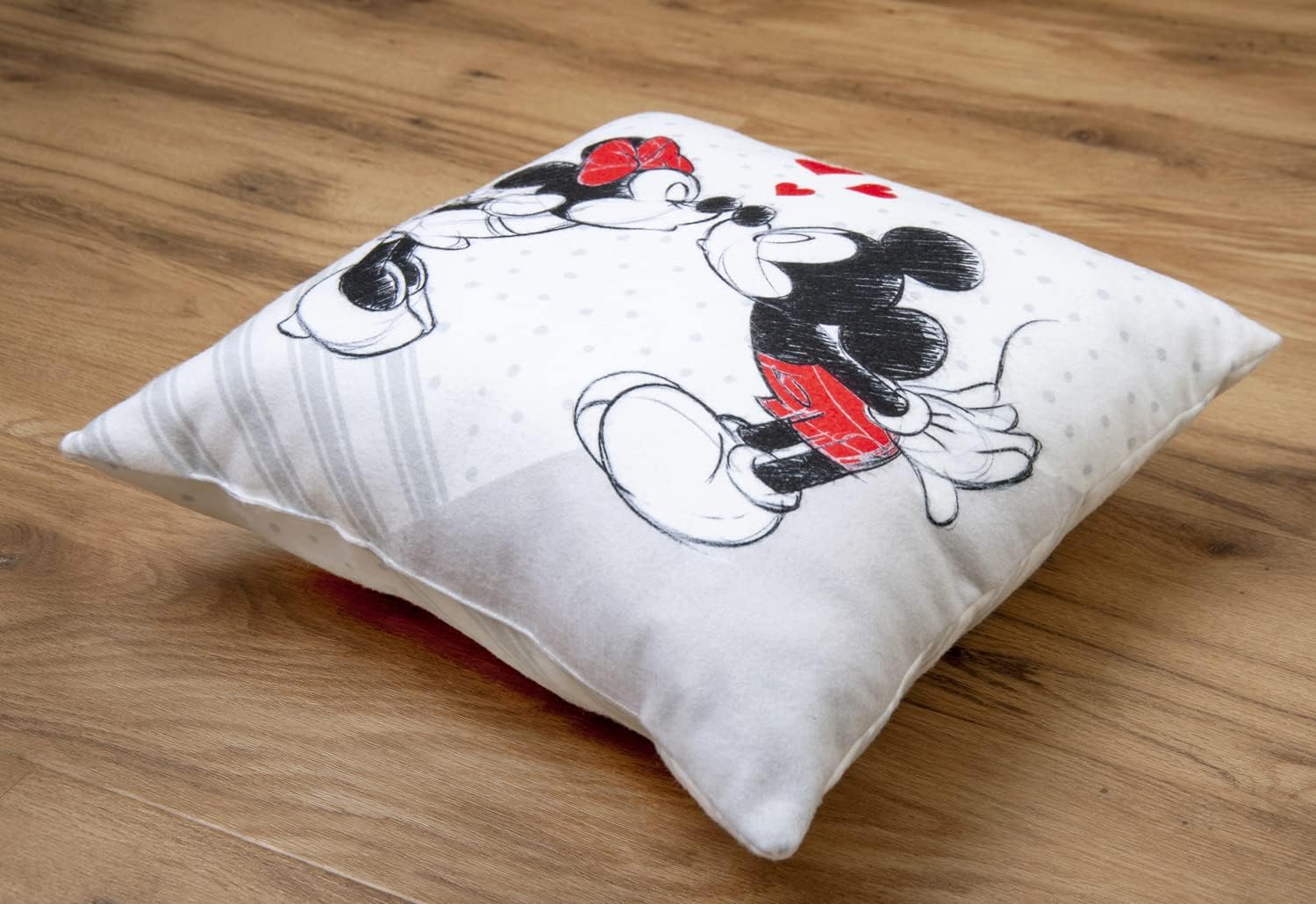 Disney Pillow Mickey Mouse 40 Cm