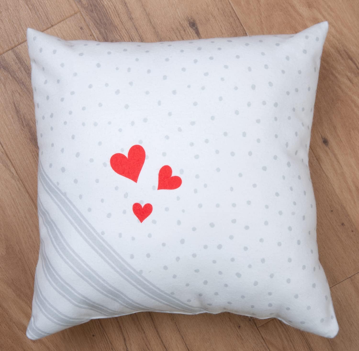 Disney Pillow Mickey Mouse 40 Cm