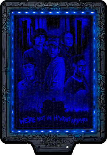 Clementoni - Stranger Things Metamorphic Art Collection - Demogorgon’s Hunt, Quadro Interattivo 520 Pezzi con Cornice e LED RGB, Illustrazione che Cambia con la Luce, Made in Italy, 35611