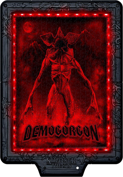 Clementoni - Stranger Things Metamorphic Art Collection - Demogorgon’s Hunt, Quadro Interattivo 520 Pezzi con Cornice e LED RGB, Illustrazione che Cambia con la Luce, Made in Italy, 35611