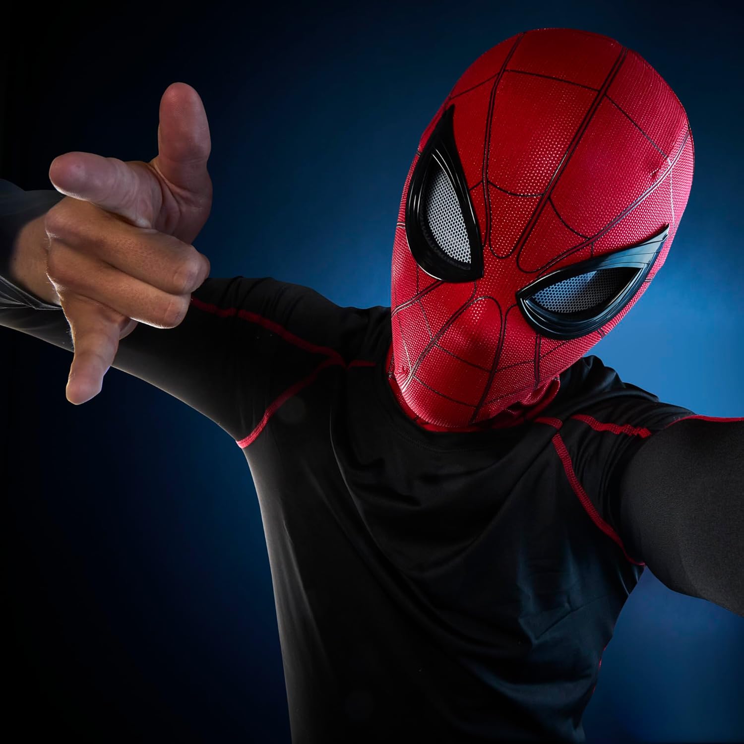Marvel Legends Series, Masque expressif électronique de Spider-Man, Jouet de Super-héro, Costume d'halloween, Enfants dès 14 Ans, Rouge (Rosso