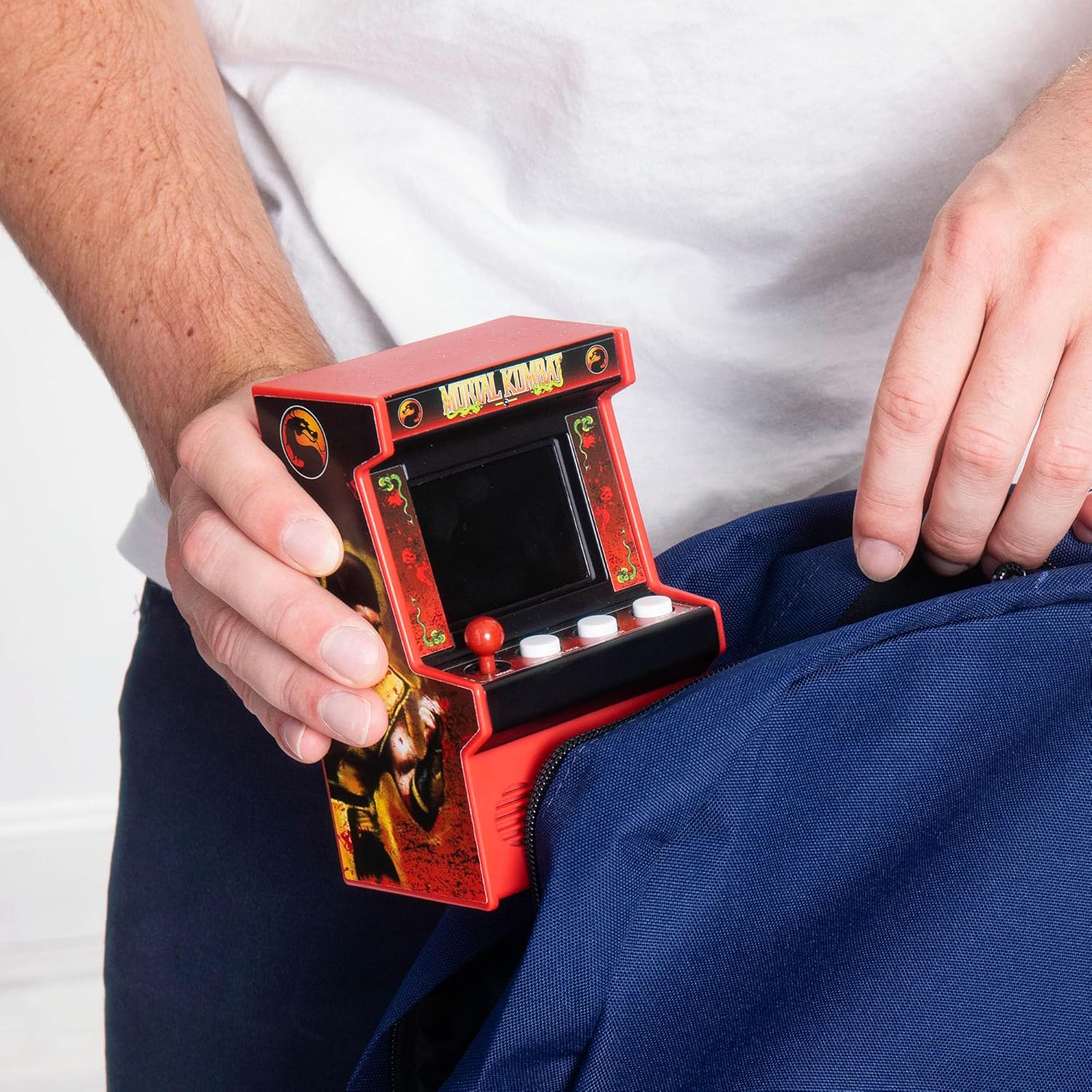 Basic Fun Arcade Classics Mini Mortal Kombat – Retro Handheld Game with Joystick, Full-Colour Screen & Classic Sound Effects – Batteries Included