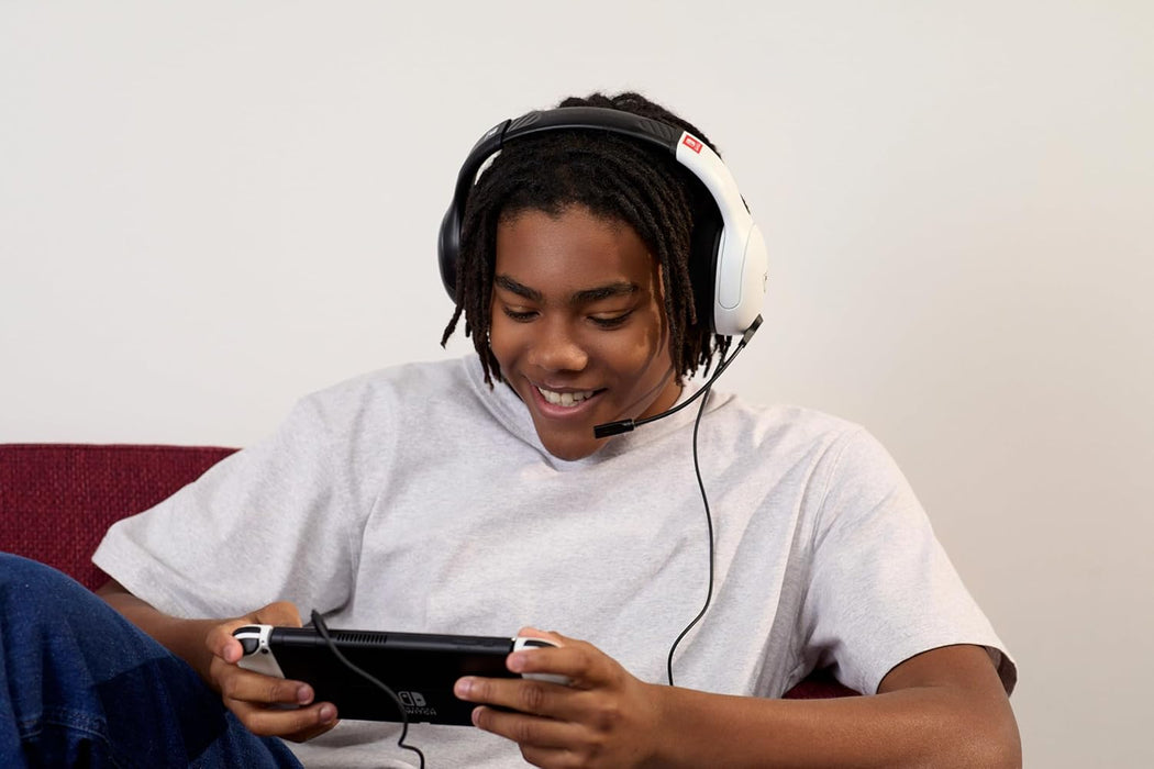 Turtle Beach Airlite Fit Wit Zwart Bekabelde Gamingheadset met Officiële Licentie voor Nintendo Switch, Switch Lite en Switch OLED – Opklap-en Dempbare Microfoon, Eersteklas Comfort Over het Oor