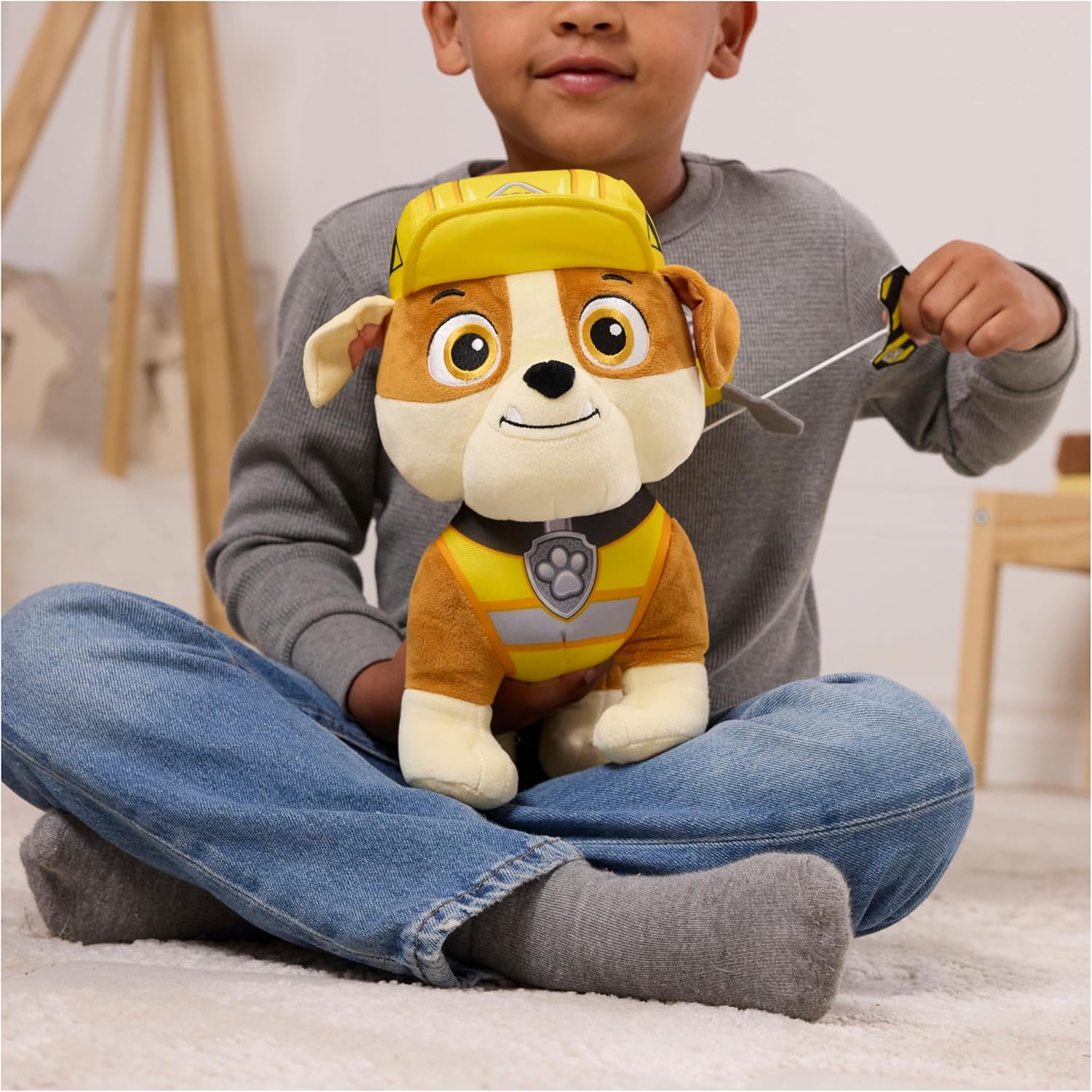 Rubble and Crew Rumbling Rubble Plush Toy, Interactive Sensory Toy, Dog Stuffed Animal, Kids Toys for Boys & Girls Ages 3 and Up, 30,5 cm