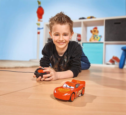 Dickie Toys 203081000S03 RC Cars 3 Lightning McQueen Single Drive, op afstand bestuurde auto, speelgoedauto met 1-kanaals draadloze afstandsbediening, 14 cm,Meerkleurig