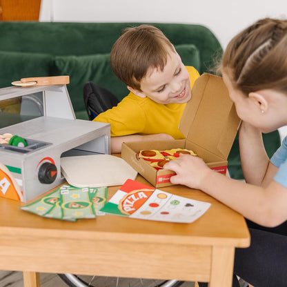 Melissa & Doug Wooden Pizza Toy Shop – Kitchen with Oven & Food Set | Role Play for Children | Age 3+ - FSC Certified