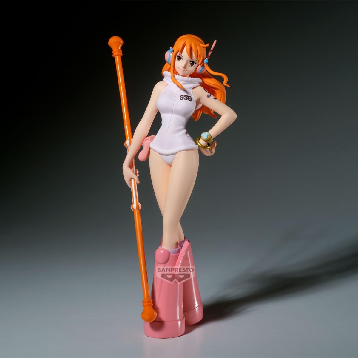 Banpresto Actionfigur Nami One Piece, The Shukko, 16 cm, Mehrfarbig, BP29204P, Sammlerfigur, optimal für Anime-Fans