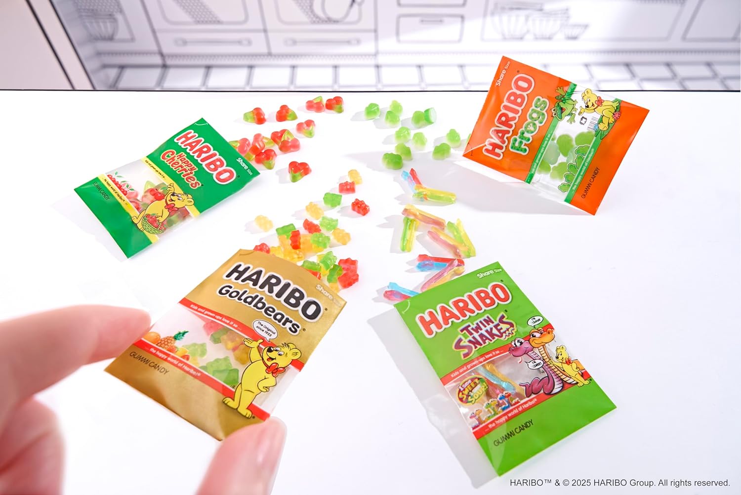 MGA’s Miniverse Make It Mini Haribo Multipack – Mini Collectables, DIY Resin Play, Replica Candy, Mix & Match Creations, NOT Edible – For Collectors, Ages 8+ Years