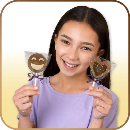 MegaBleu - CHOCOLADE LOLLY MAKER - Inclusief 4 vormen en tekststempels - Gemakkelijk chocolade smelten en knutselen - Maak gepersonaliseerde geschenken - Leuk en heerlijk - Cadeau idee voor 6+