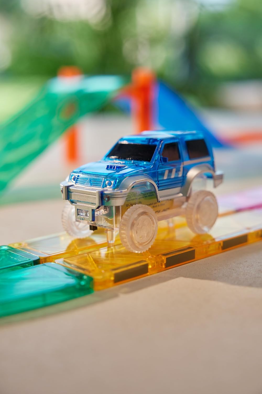 Cleverclixx 1 x racebaanauto, blauw, race track auto, blauw, 1 stuk, elektrische auto voor magnetische snelweg bouwpakket, compatibel speelgoed, lichtgevende koplampen, voor kinderen vanaf 3 jaar