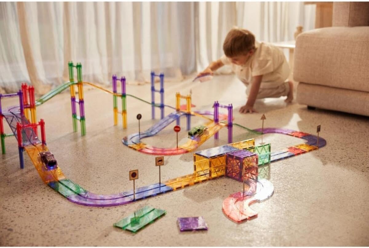 Highway Construction Kit in Pastel Colours, 80 Pieces, Magnetic Toy Race Track with Car, Traffic Signs, Robust Educational Toy, Durable Magnetic Building Blocks, for Children from 3 Years