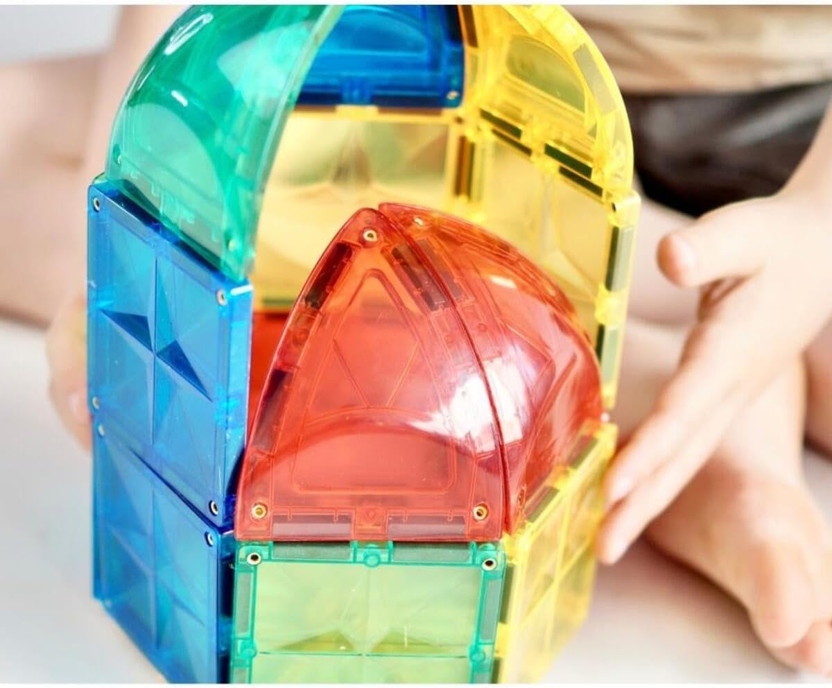 Dome Kit Bright Colours, 47 Pieces, Varied Shapes, Curved Magnetic Building Blocks, Robust Magnetic Kit, Expandable Sets, Durable, for Children from 3 Years
