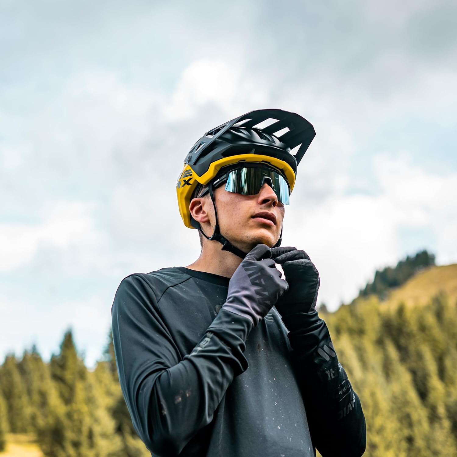 MAVIC Deemax Pro MIPS MTB-Helm