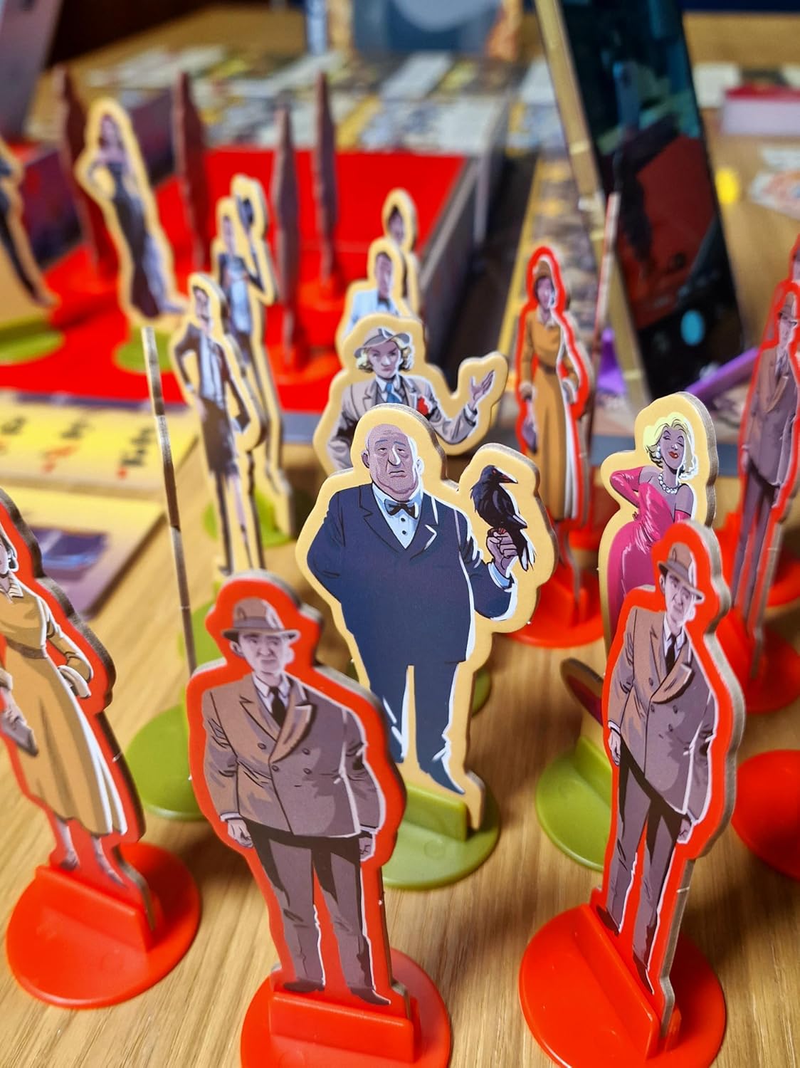 Devir - Red Carpet, Photography and Celebrity Board Game, Strategy & Fun for 2-4 Players, Capture Portraits and Live the Hollywood Red Carpet, Interactive Game (BGRCML