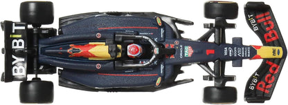 Hot Wheels Premium Formula 1 Collection 1:64 Scale Die-Cast Oracle Red Bull Racing RB20 Vehicle with Real Riders Tires & Metal Body & Chassis, JBM12